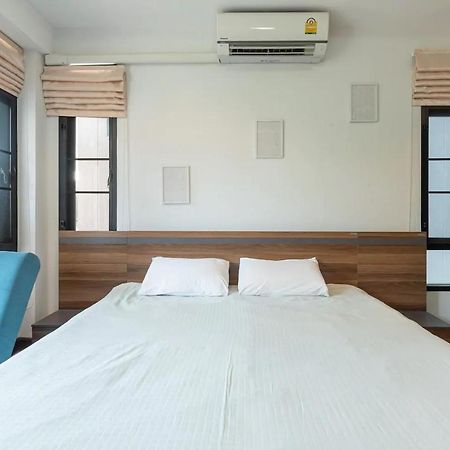 Loft Style Townhouse Near Old City เชียงใหม่ ภายนอก รูปภาพ